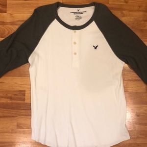 (3 Shirts) Men’s Ae Thermals & Real tree shirt